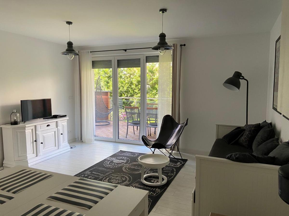 Apartament Bialy W Rewalu Экстерьер фото