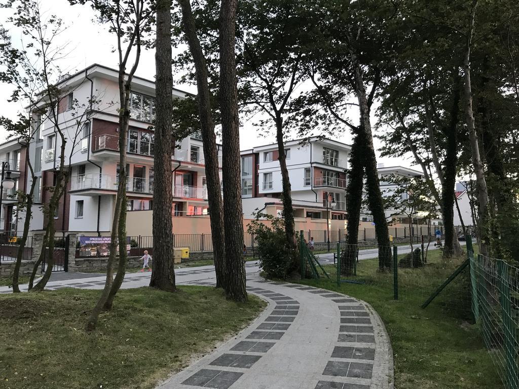 Apartament Bialy W Rewalu Экстерьер фото